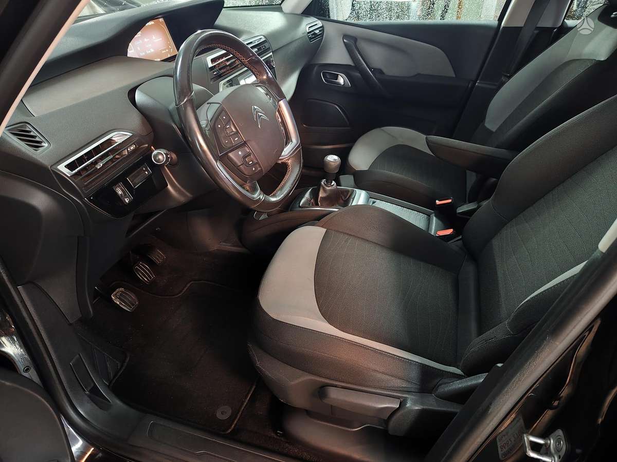 Citroen C4 2013 — photo 7