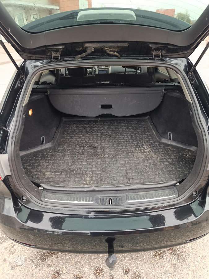 Toyota Avensis 2010 — photo 10