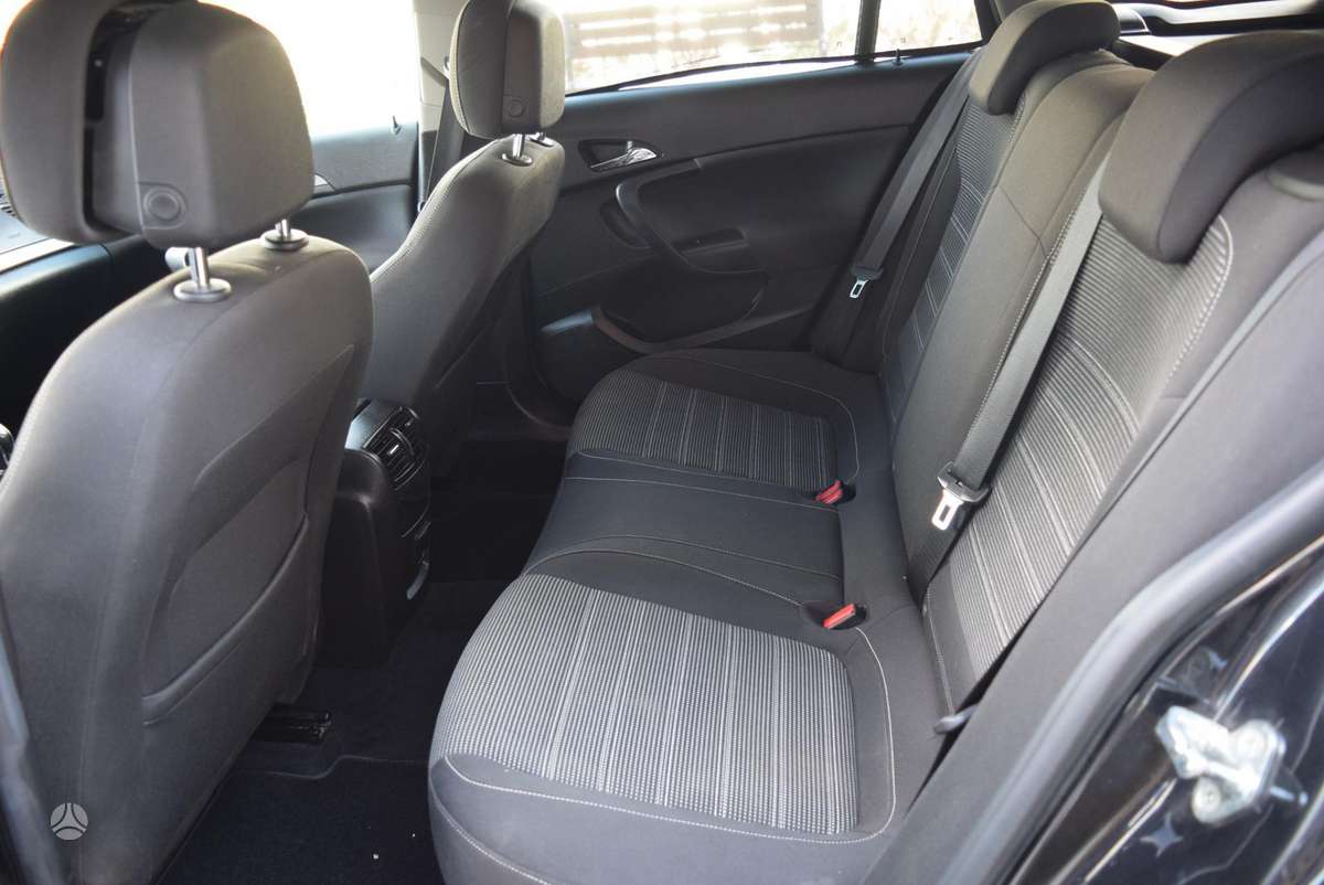 Opel Insignia 2014 — photo 10