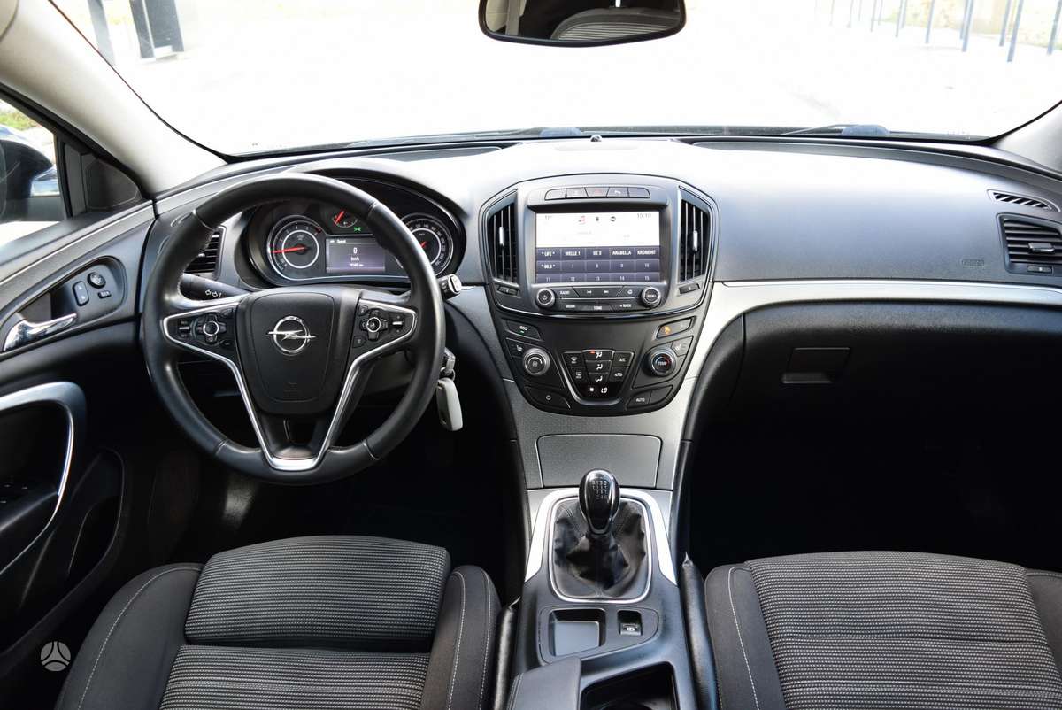 Opel Insignia 2014 — photo 11