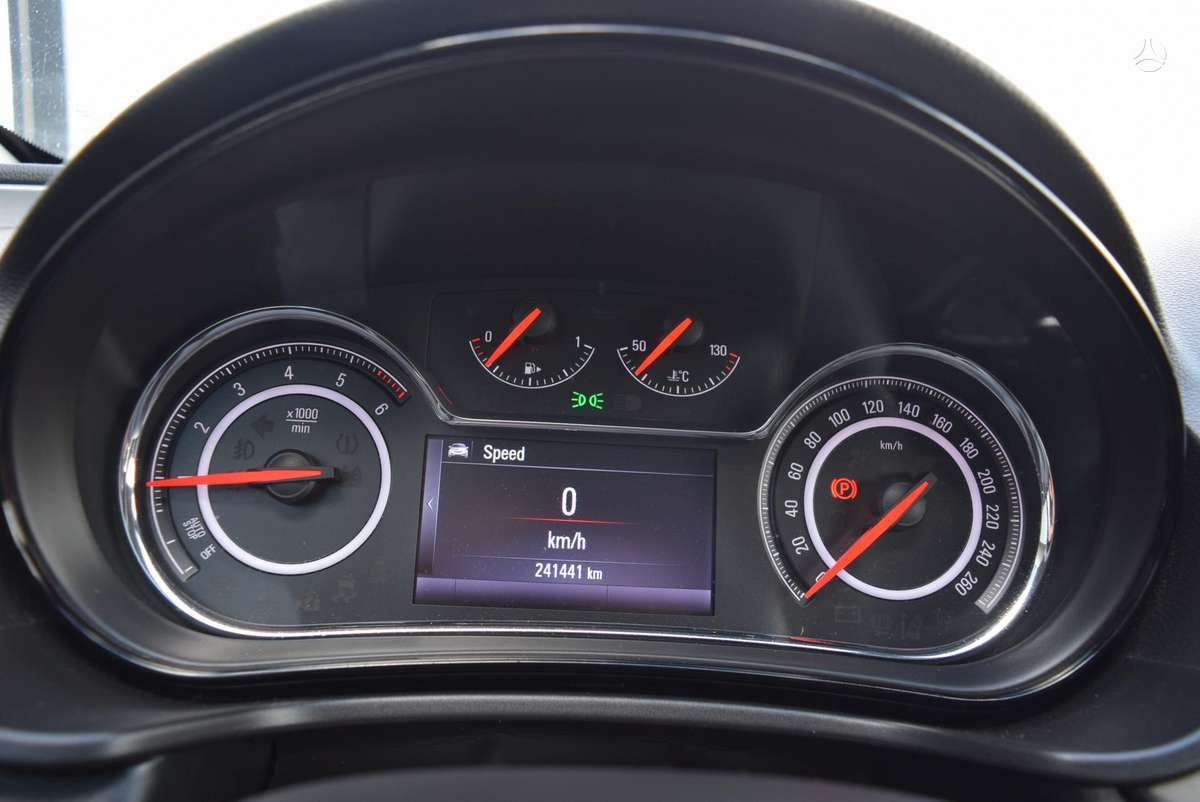 Opel Insignia 2014 — photo 15