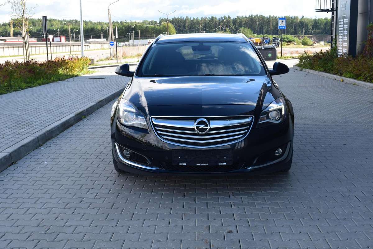 Opel Insignia 2014 — rear view