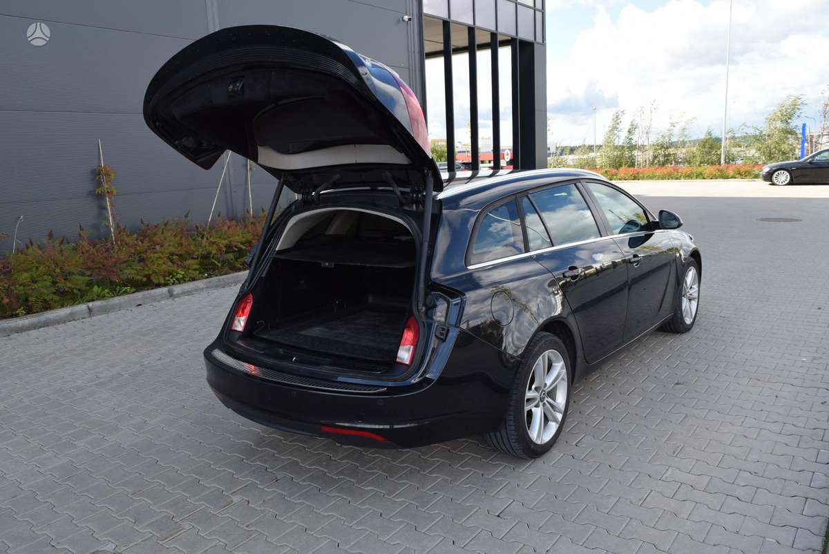 Opel Insignia 2014 — photo 22