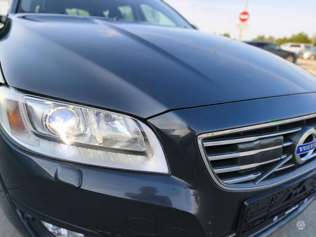 Volvo V70 2014 — photo 10