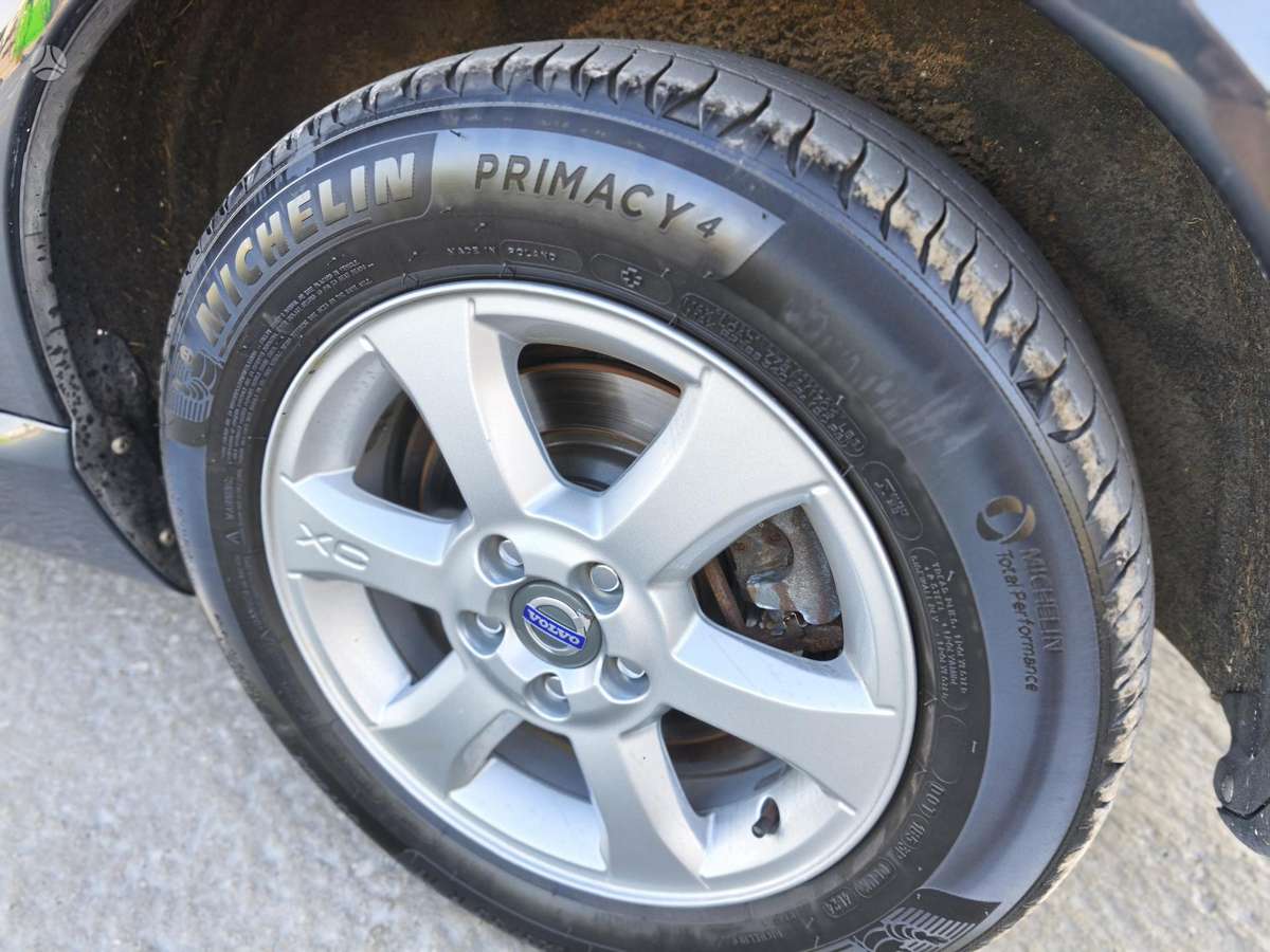 Volvo V70 2014 — photo 22