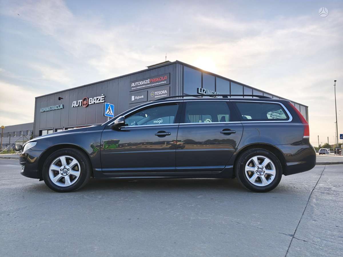 Volvo V70 2014 — photo 8