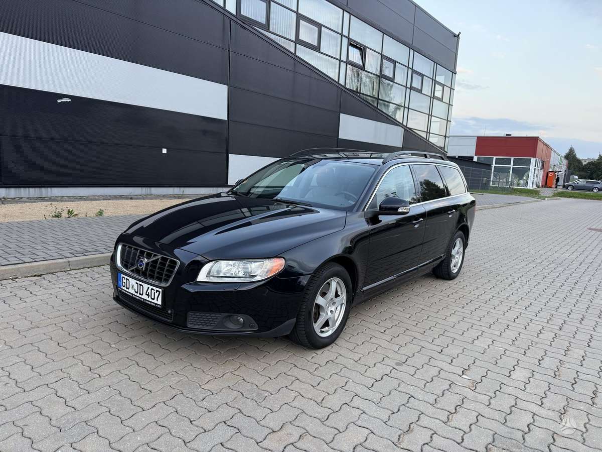 Volvo V70 2008 — photo 14