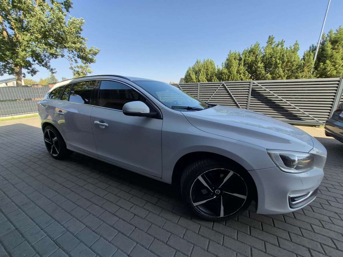 Volvo V60, 2014