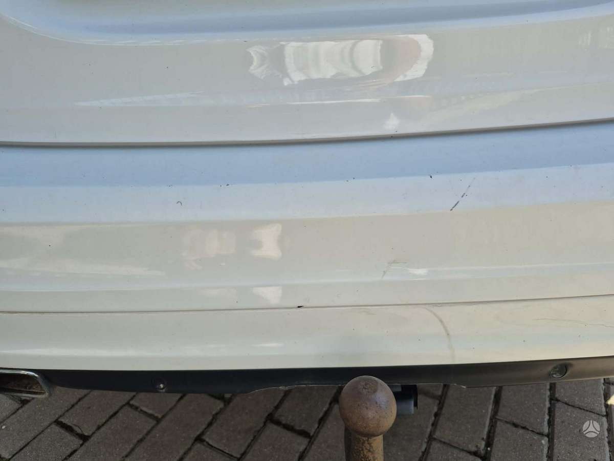Volvo V60 2014 — photo 11