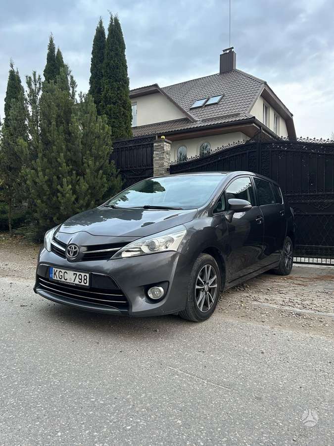 Toyota Verso 2015 — авто для ЗСУ з Європи
