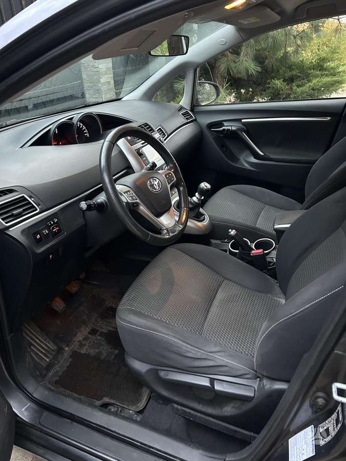 Toyota Verso 2015 — фото 14