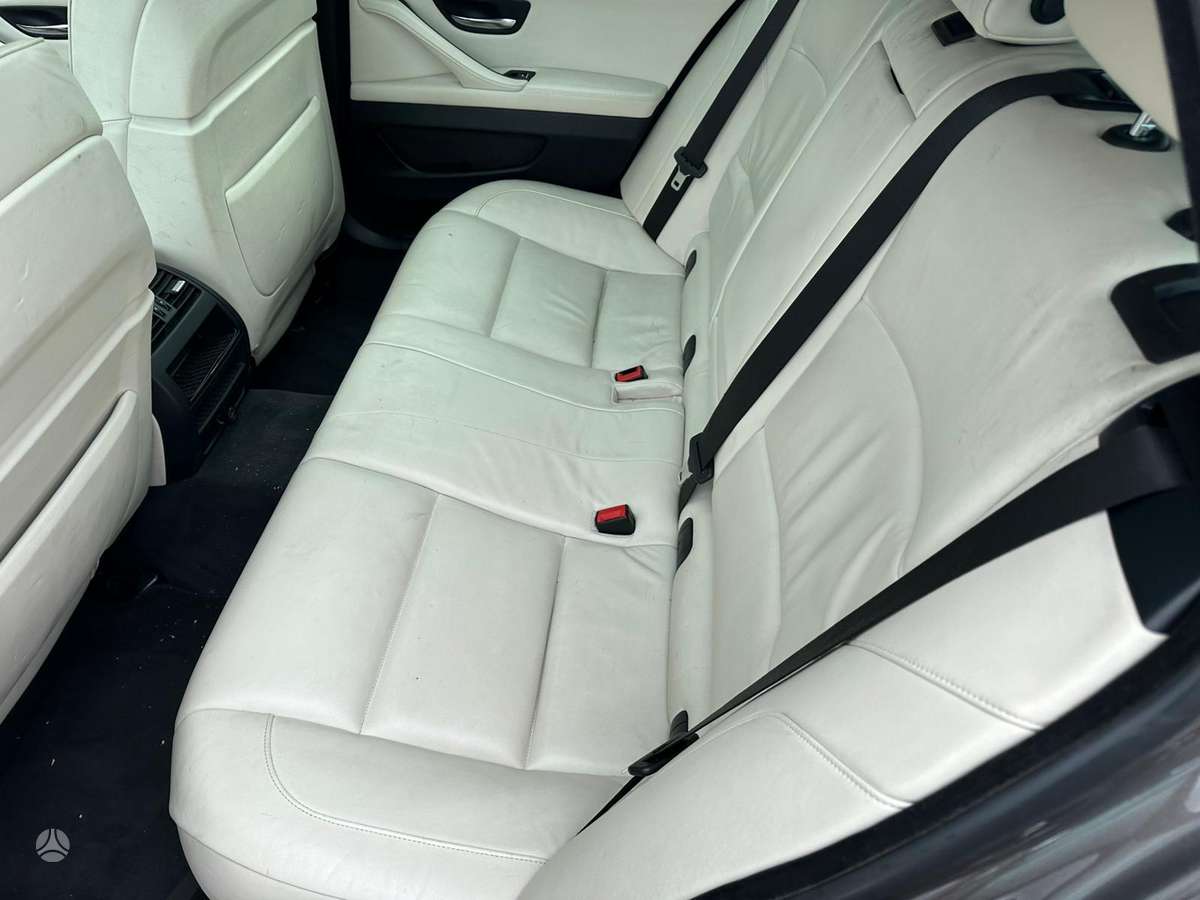 BMW 530 2013 — photo 12