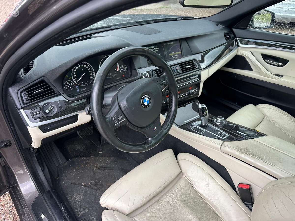 BMW 530 2013 — photo 13