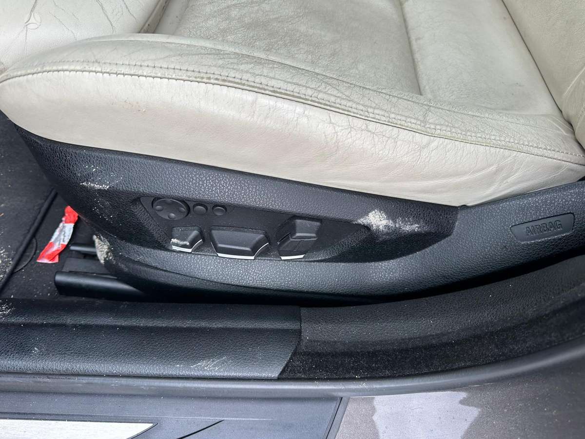 BMW 530 2013 — photo 14