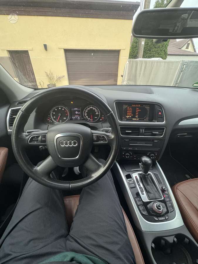 Audi Q5 2009 — photo 8