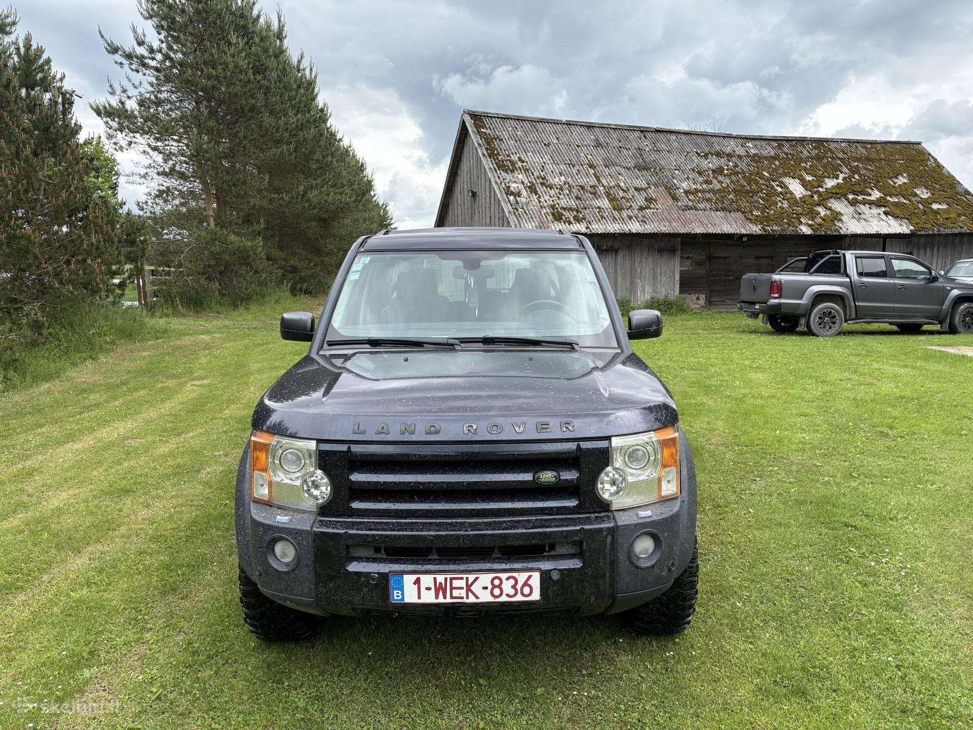 Land Rover 2005 — rear view
