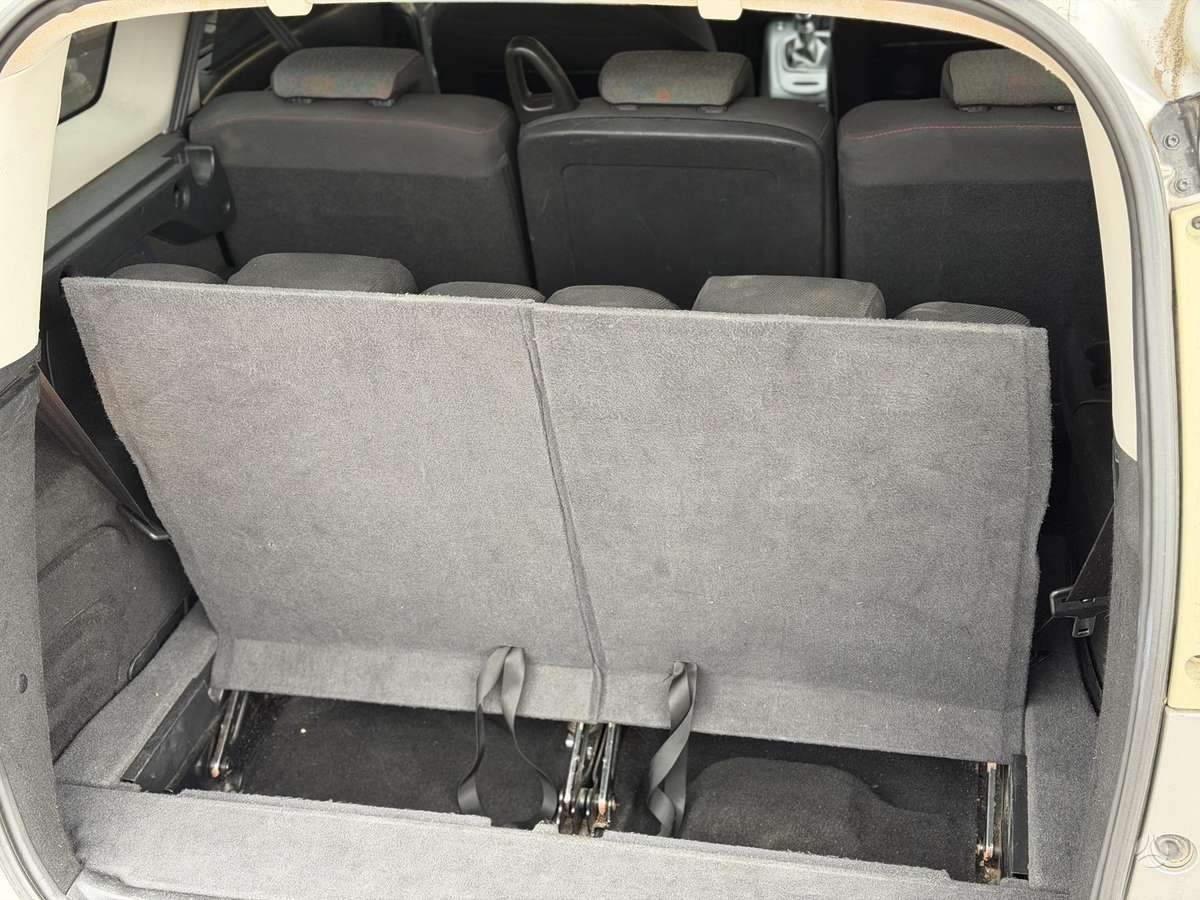 Renault Grand 2013 — photo 11