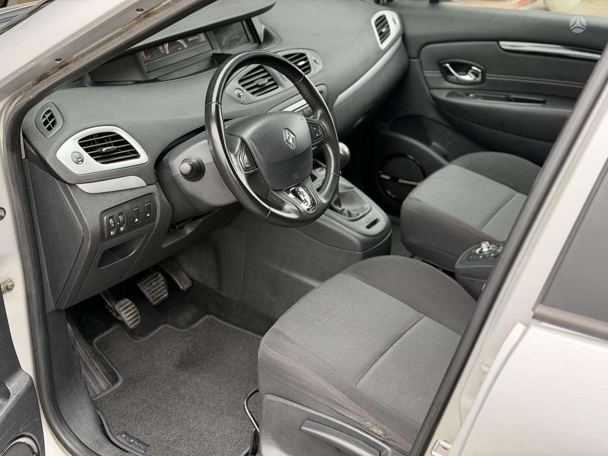 Renault Grand 2013 — photo 12