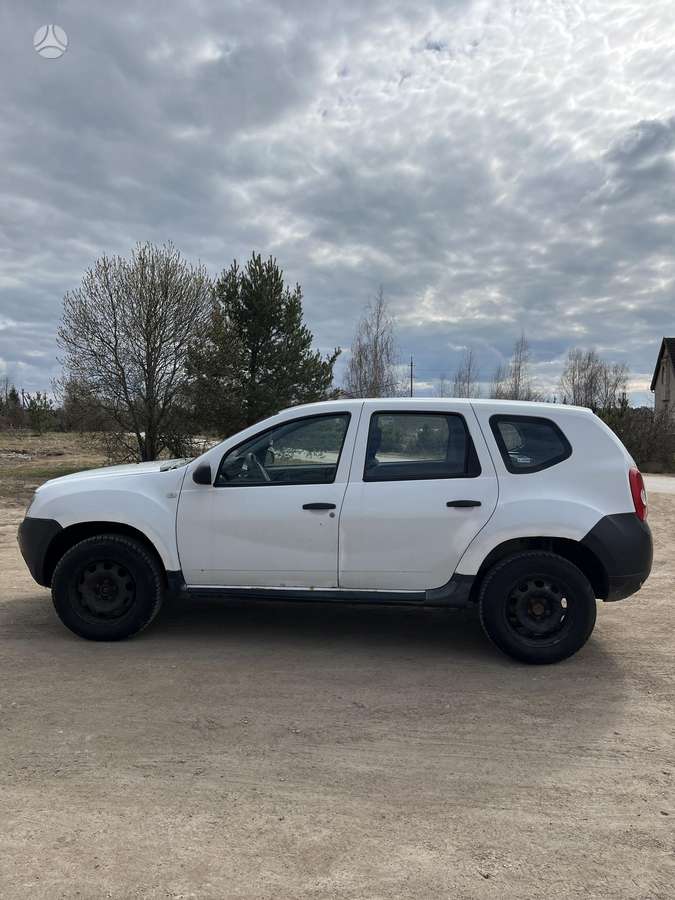 Dacia Duster 2013 — двигун
