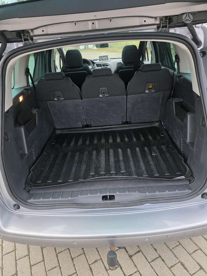 Peugeot 5008 2014 — photo 11