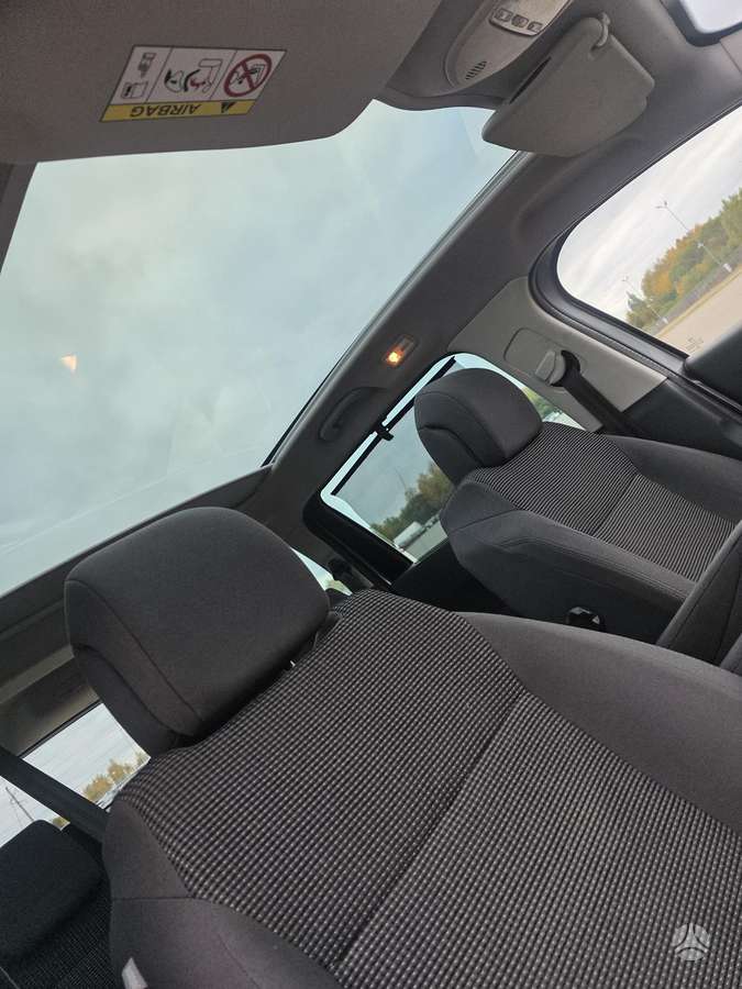 Peugeot 5008 2014 — photo 13