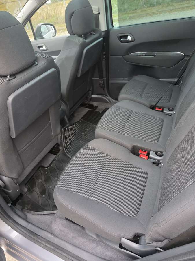 Peugeot 5008 2014 — photo 14