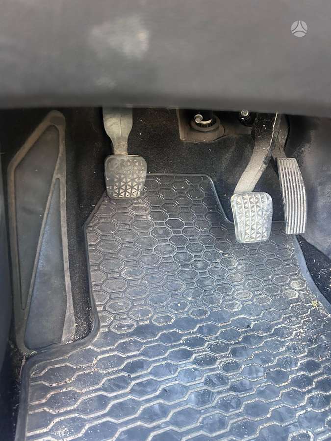 Opel Astra 2014 — photo 19