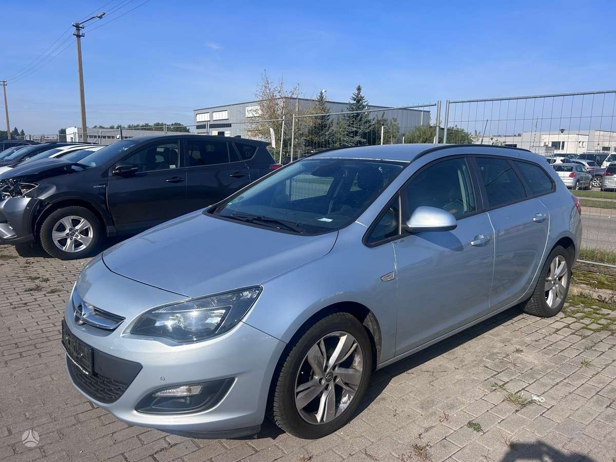 Opel Astra 2014 — engine 1364 cm³, 140 HP (103kW)
