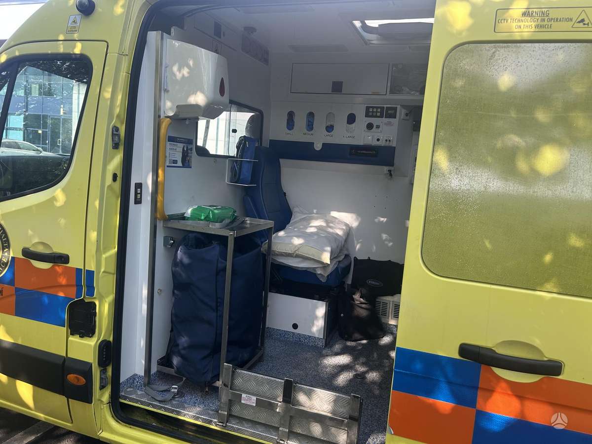 Renault Master 2014 — photo 18