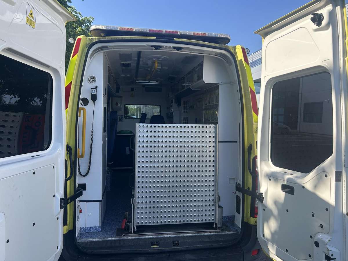 Renault Master 2014 — photo 20