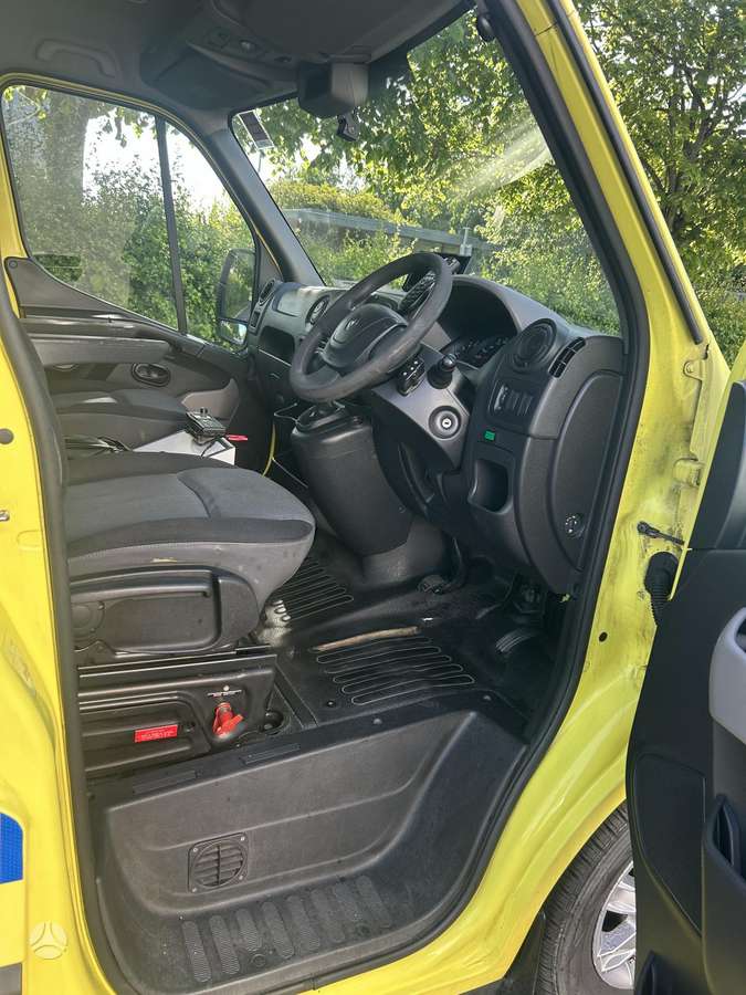 Renault Master 2014 — photo 27