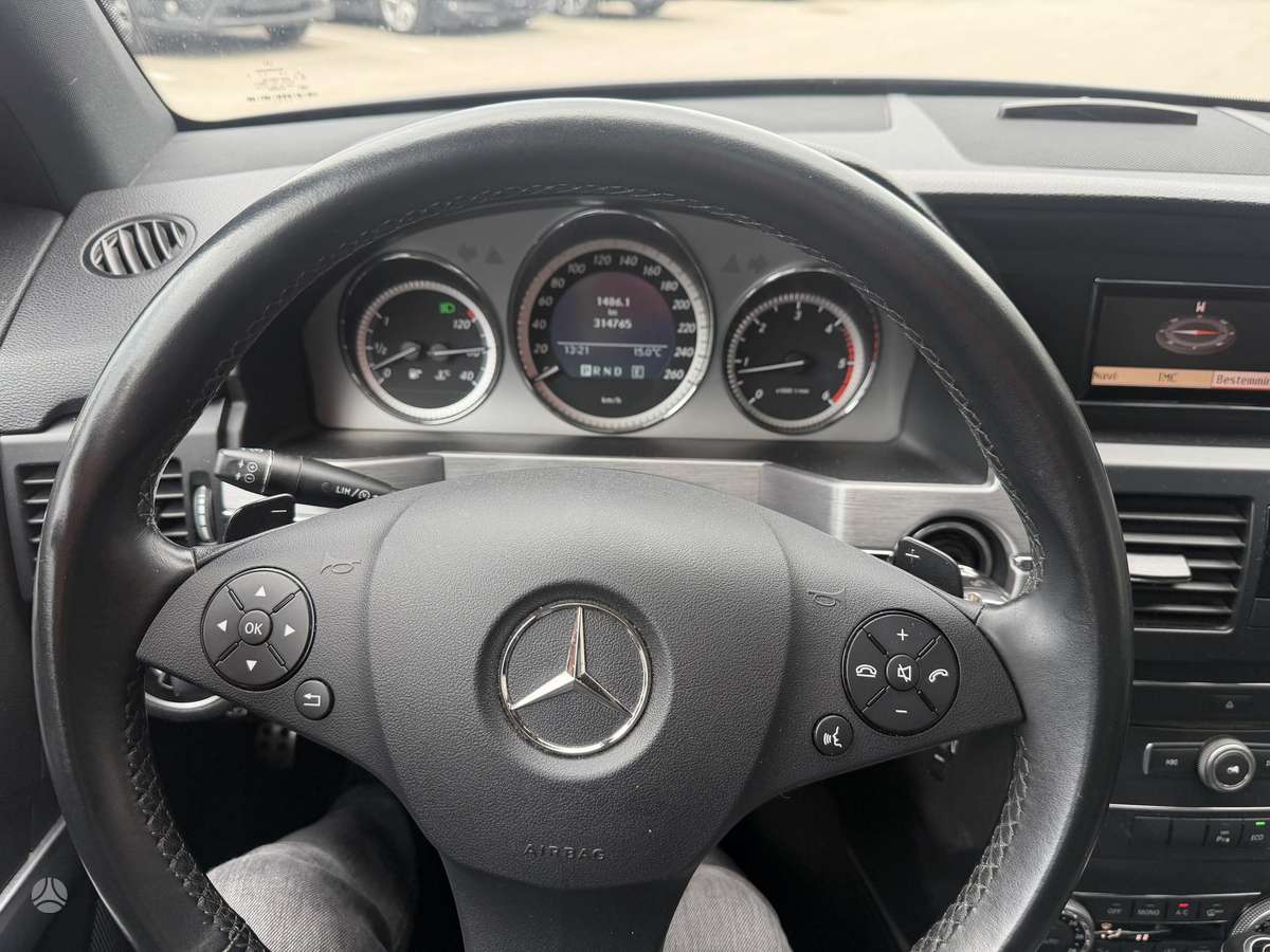 Mercedes-Benz GLK220 2012 — photo 19