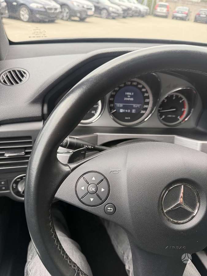 Mercedes-Benz GLK220 2012 — photo 20