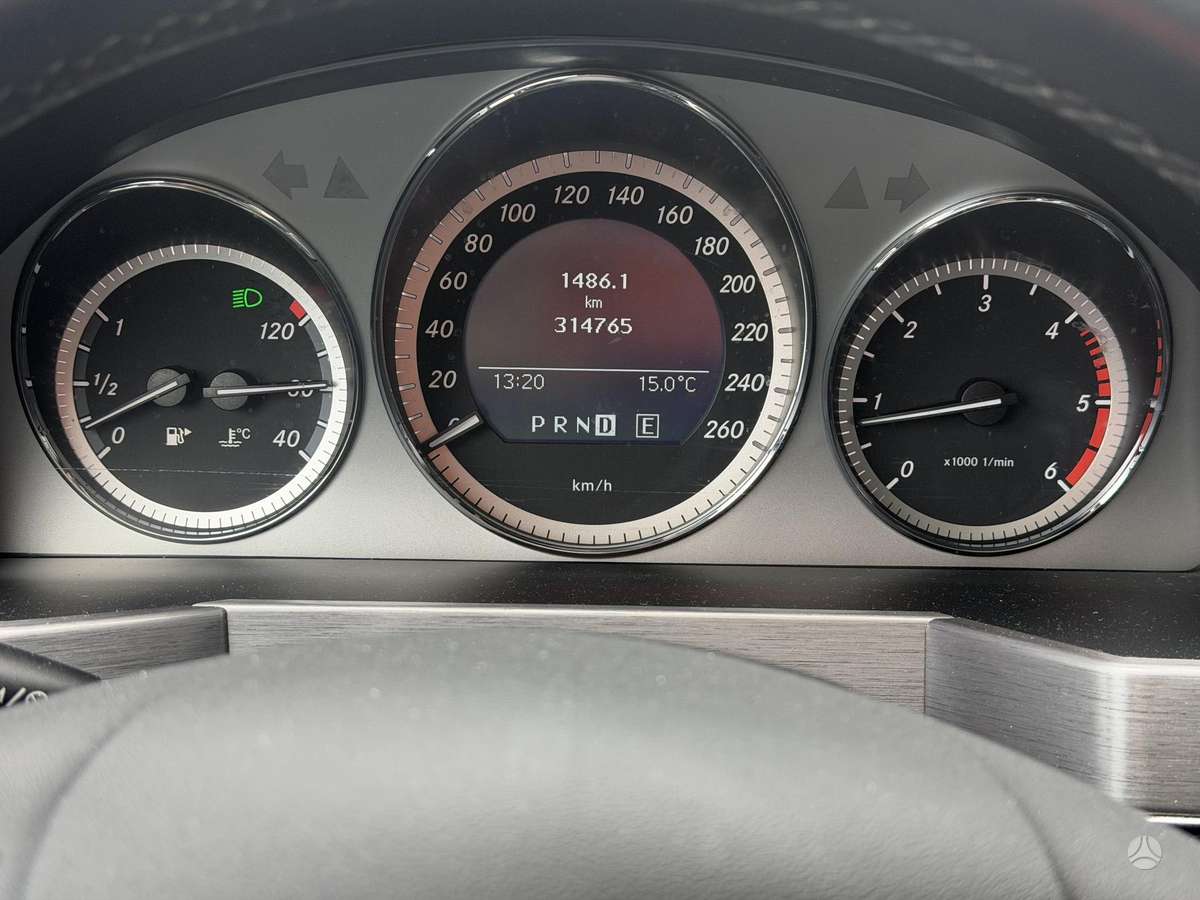 Mercedes-Benz GLK220 2012 — photo 22