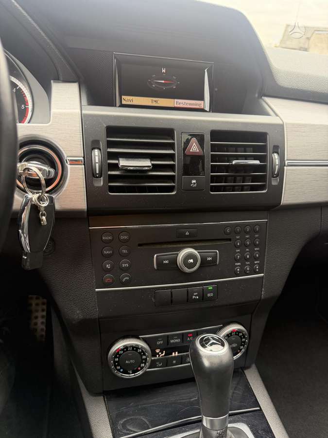 Mercedes-Benz GLK220 2012 — photo 24