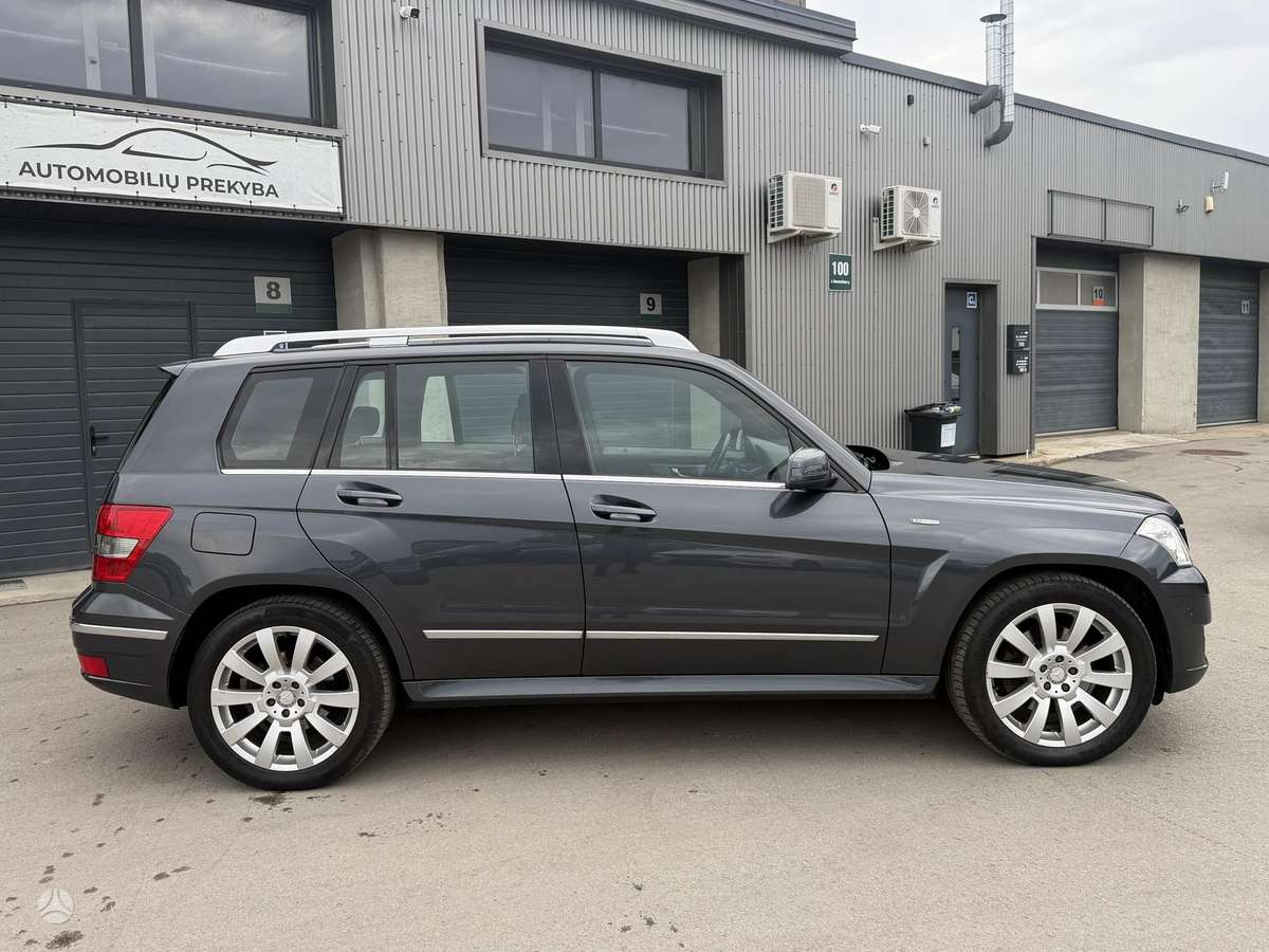 Mercedes-Benz GLK220 2012 — engine 2143 cm³, 170 HP (125kW)