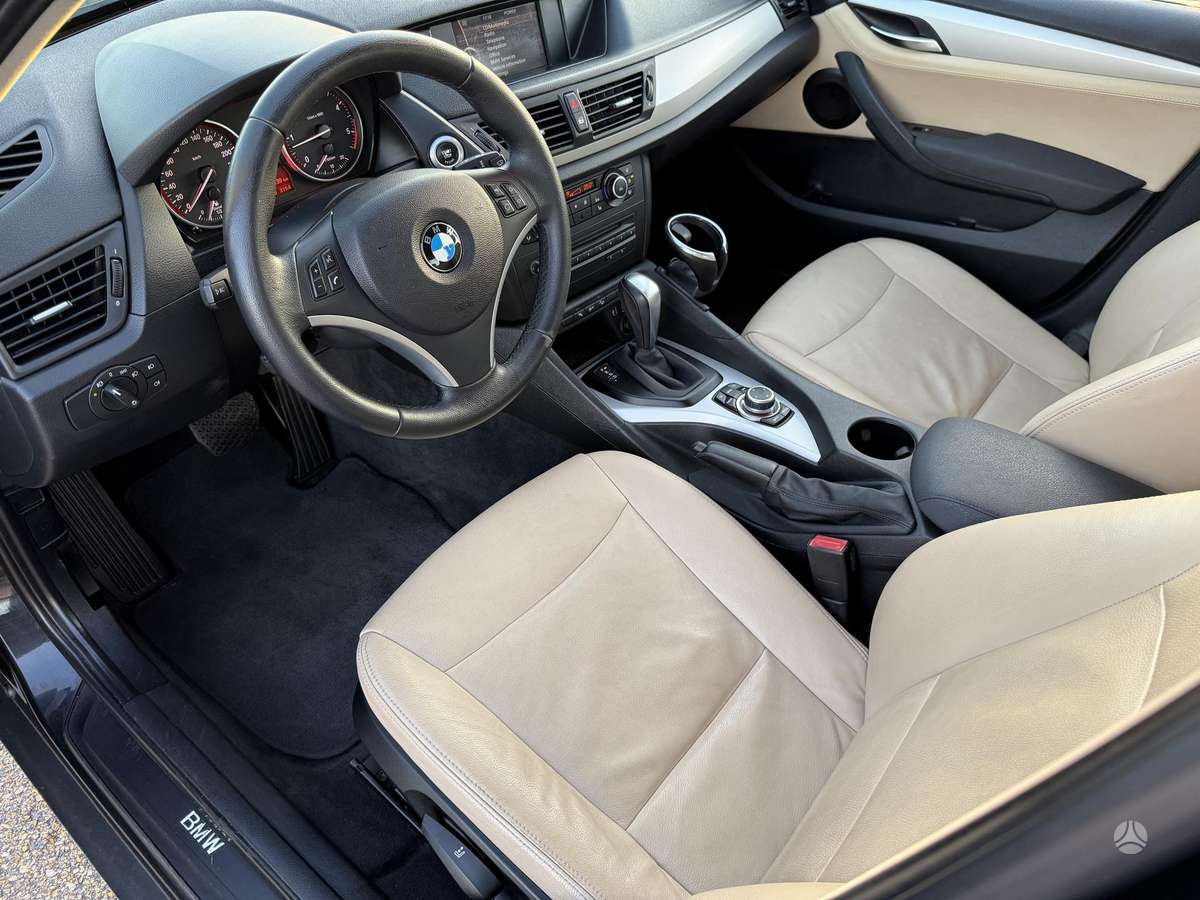 BMW X1 2011 — фото 10
