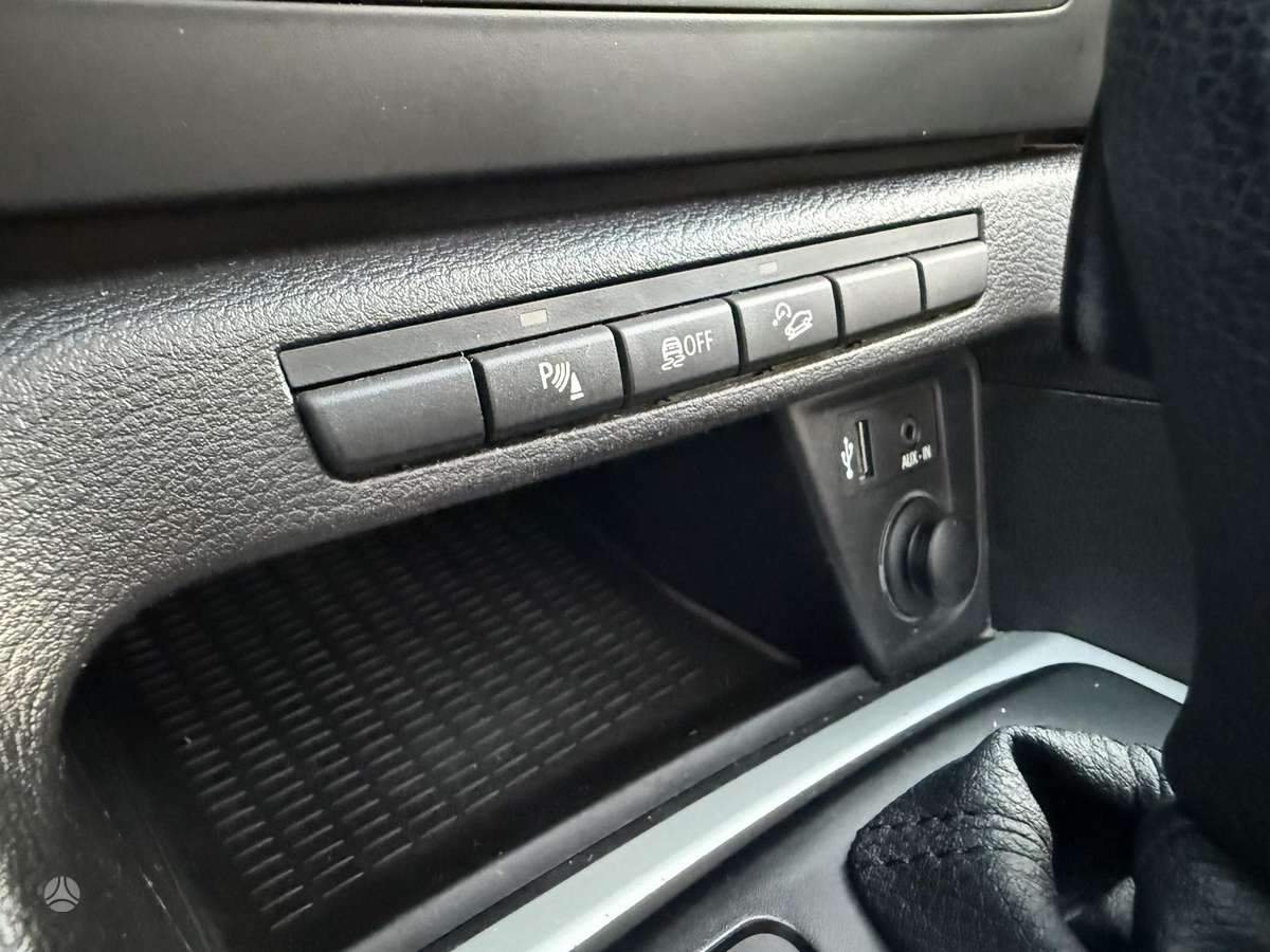 BMW X1 2011 — фото 15
