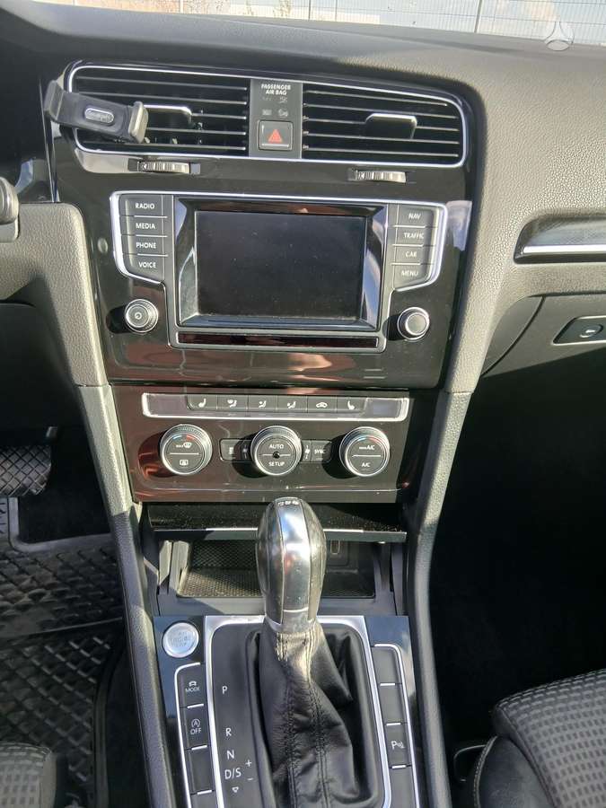 Volkswagen Golf 2014 — photo 14