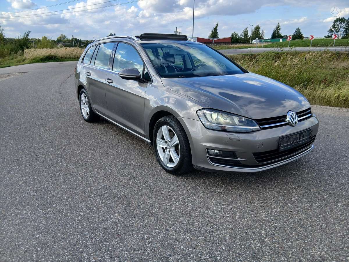 Volkswagen Golf 2014 — interior