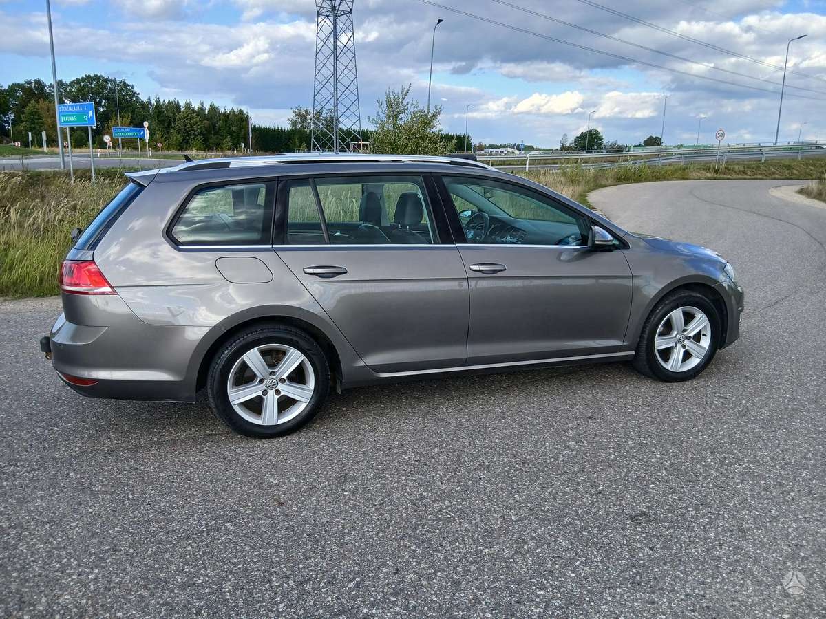 Volkswagen Golf 2014 — engine 1598 cm³, 105 HP (77kW)