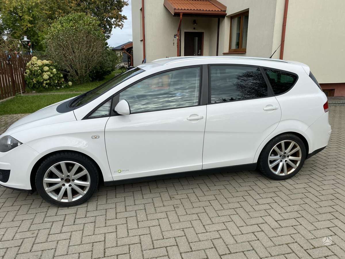 Seat Altea 2013 — вигляд ззаду
