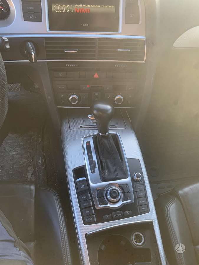 Audi A6 2009 — photo 7