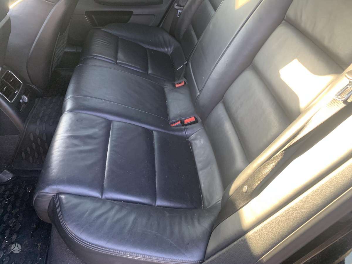 Audi A6 2009 — photo 9