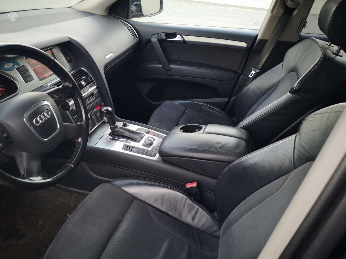 Audi Q7 2008 — photo 14