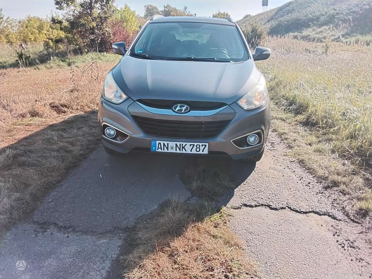 Hyundai ix35 2013 — вигляд ззаду
