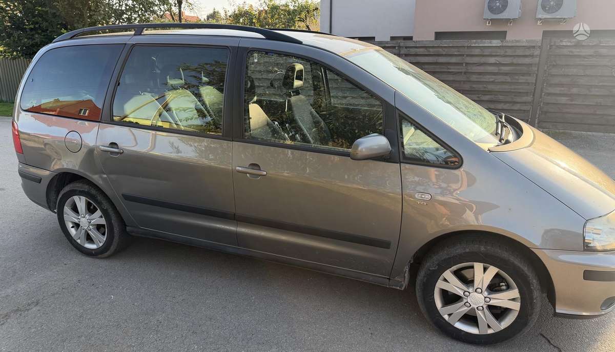 Seat Alhambra 2007 — двигун 1896 cm³, 116 HP (85kW)