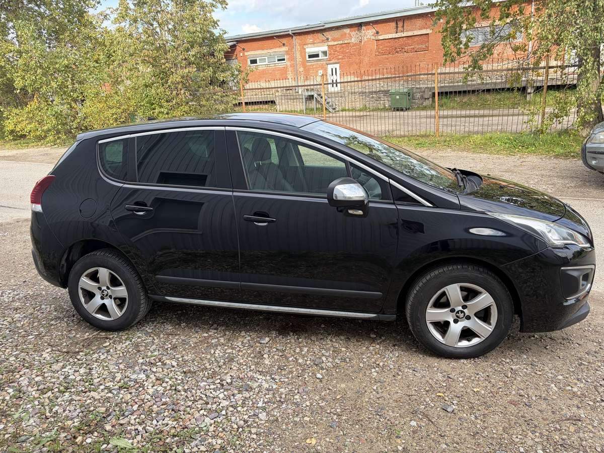 Peugeot 3008 2014 — engine 1600 cm³, 114 HP (84kW)