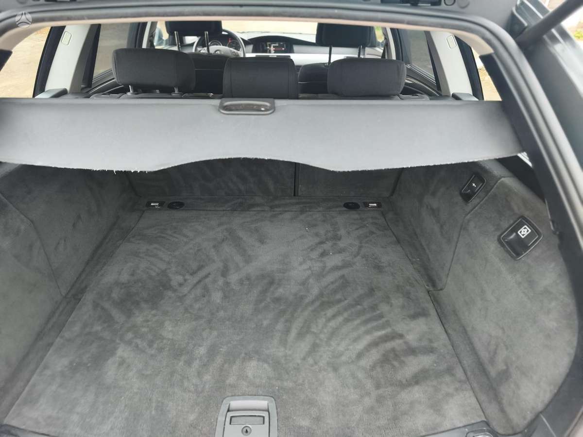 BMW 525 2010 — photo 17