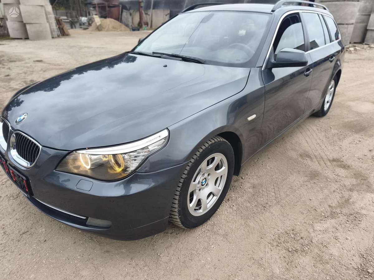 BMW 525 2010 — photo 6